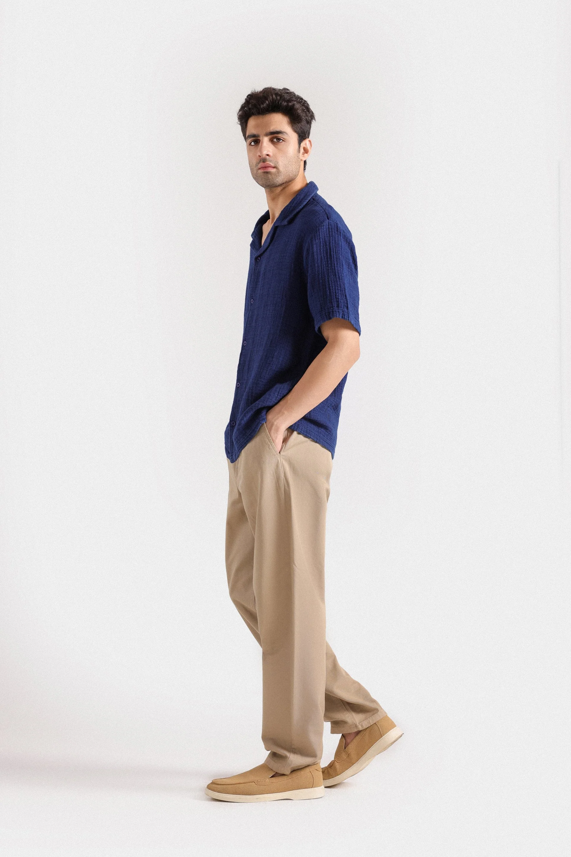 TEXTURED RESORT COLLAR SHIRT