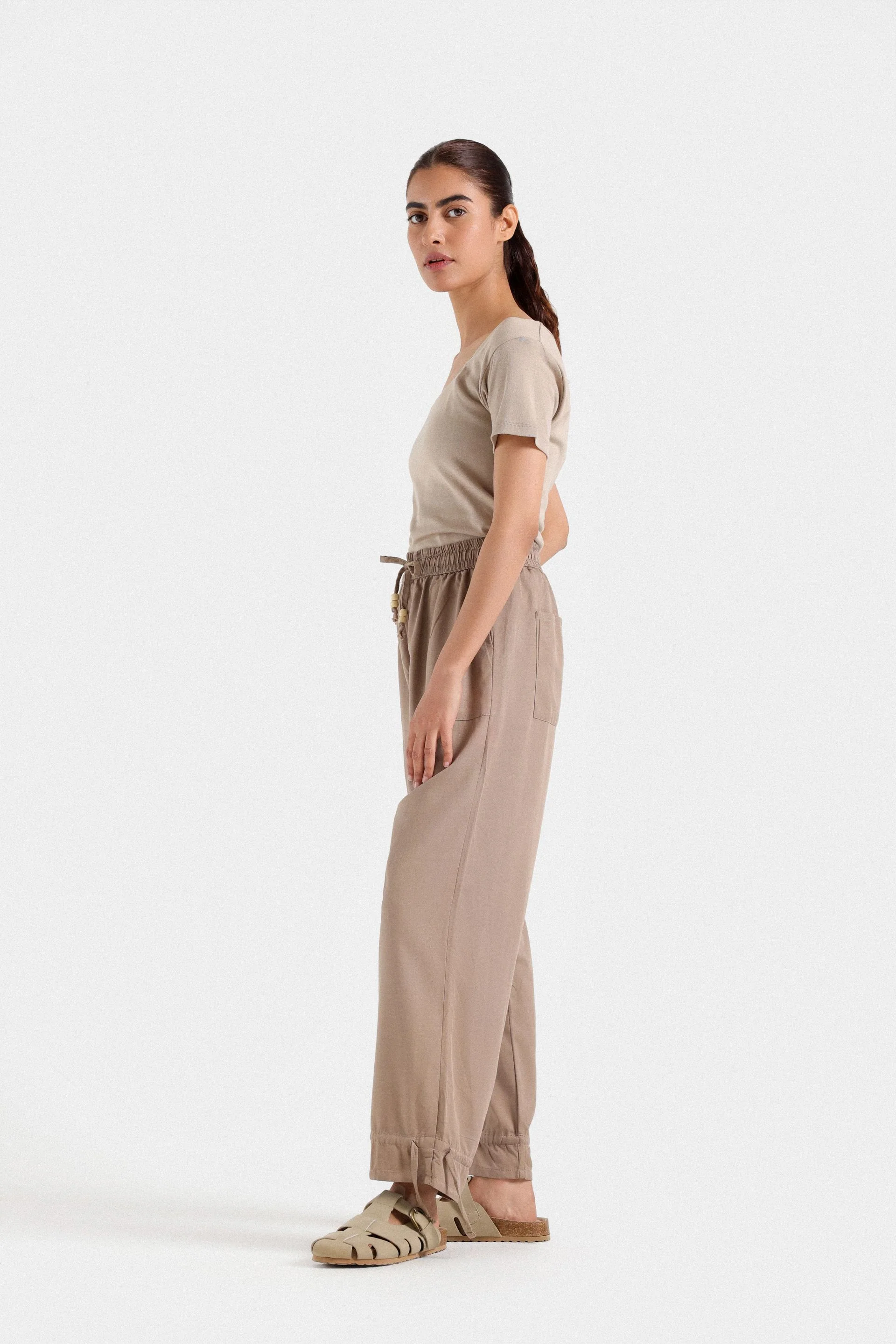 LINEN TROUSERS WITH CUFFED HEM
